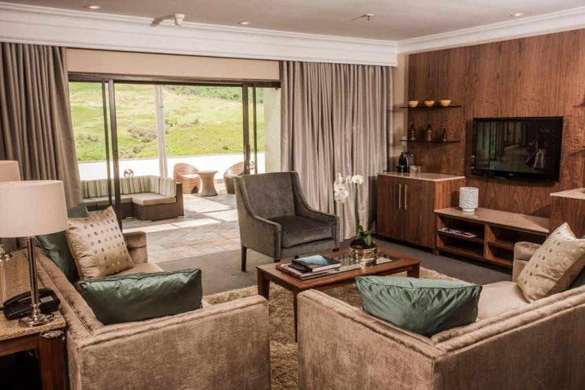 Drakensberg Sun Resort Cathkin Park Экстерьер фото