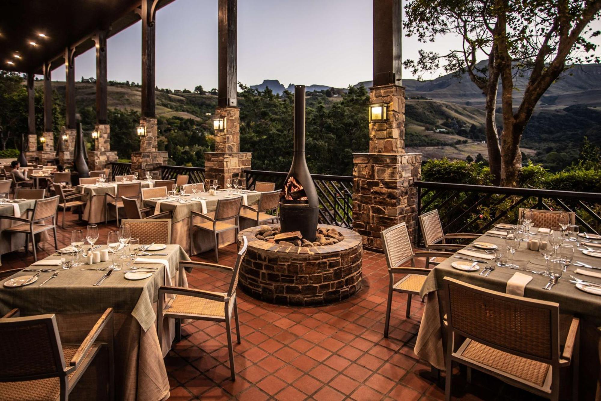 Drakensberg Sun Resort Cathkin Park Экстерьер фото