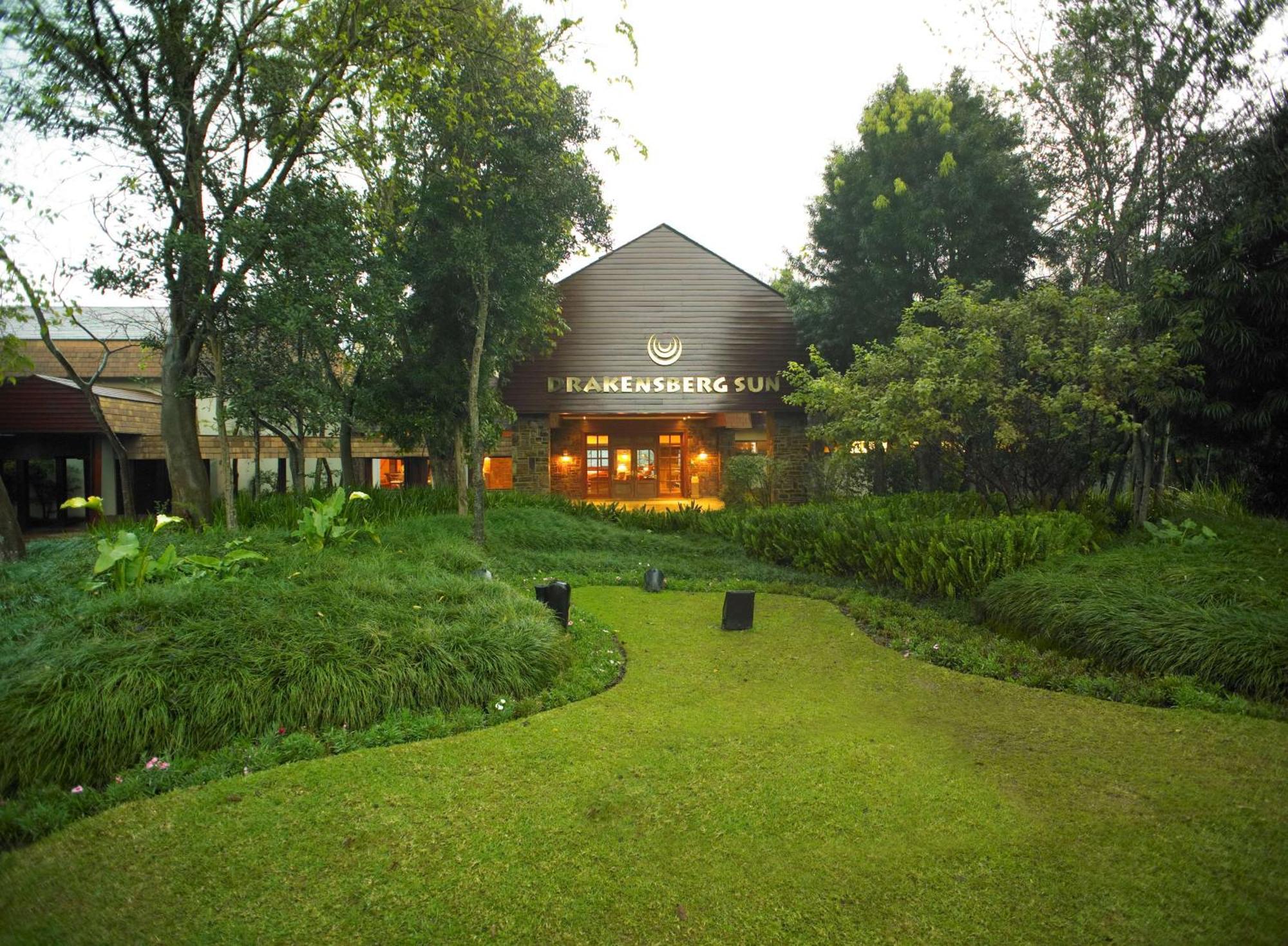 Drakensberg Sun Resort Cathkin Park Экстерьер фото