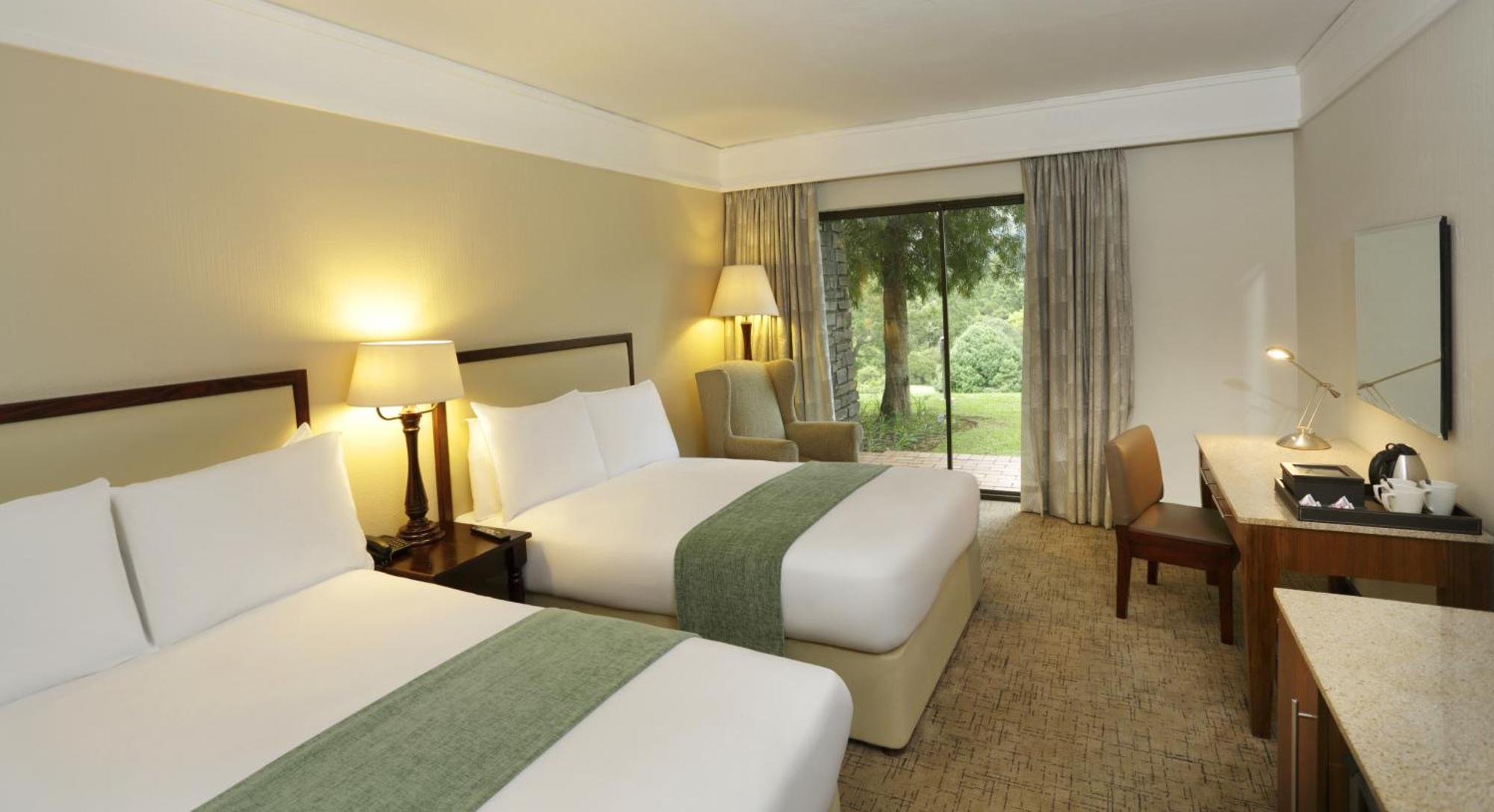Drakensberg Sun Resort Cathkin Park Экстерьер фото