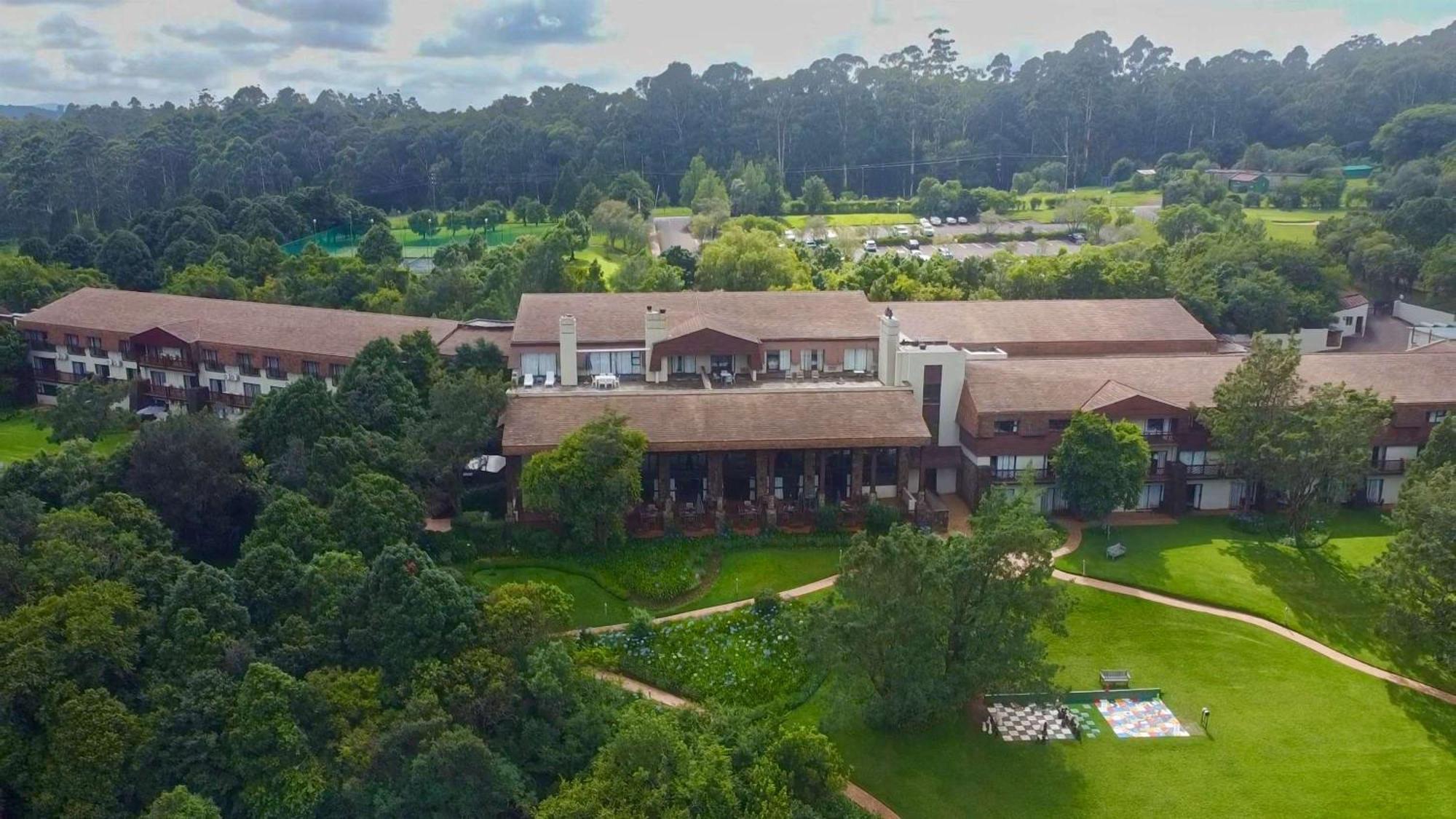 Drakensberg Sun Resort Cathkin Park Экстерьер фото