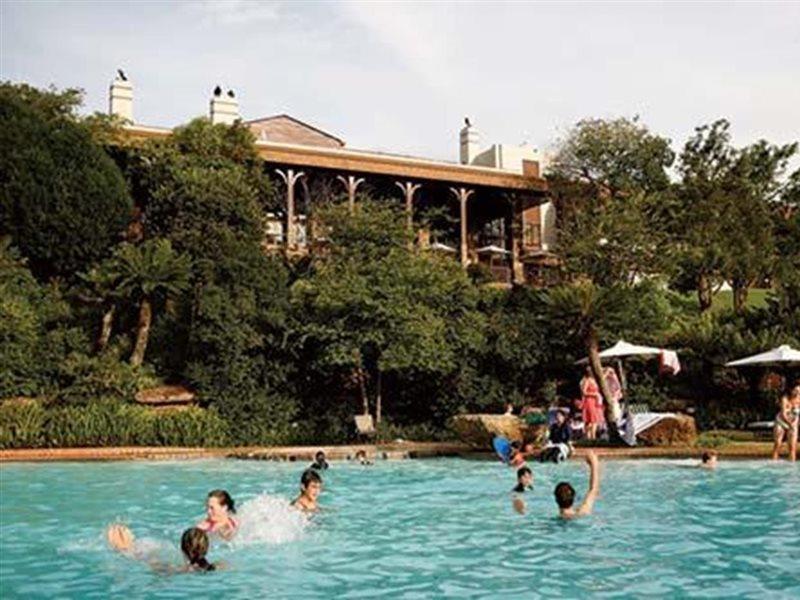 Drakensberg Sun Resort Cathkin Park Экстерьер фото