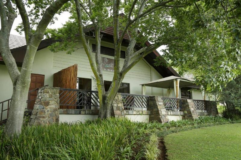 Drakensberg Sun Resort Cathkin Park Экстерьер фото